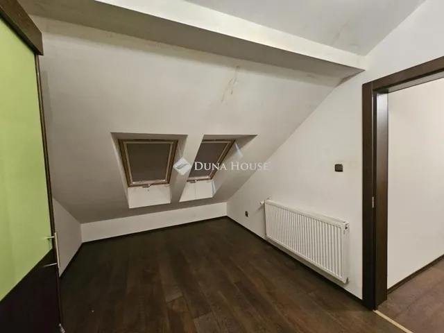 Eladó ház Budapest IV. kerület 140 nm