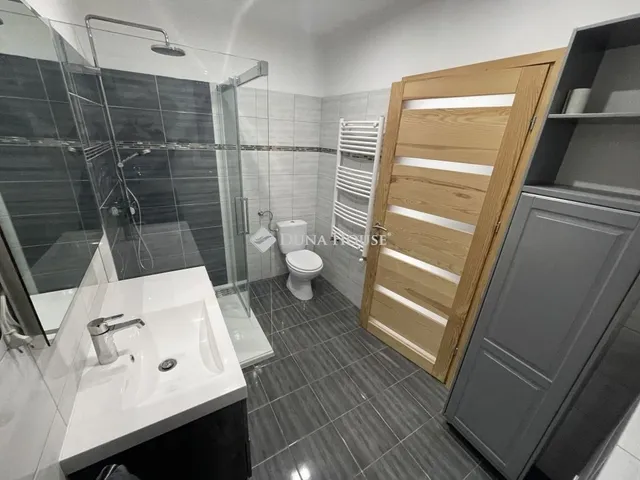 Eladó lakás Budapest IV. kerület 121 nm