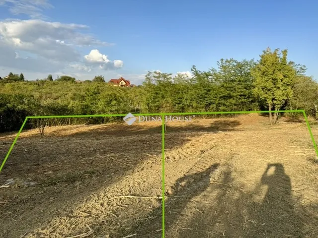 Eladó telek Őrbottyán 920 nm