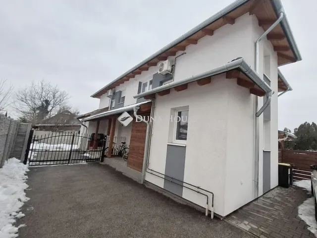 Eladó ház Fót 90 nm