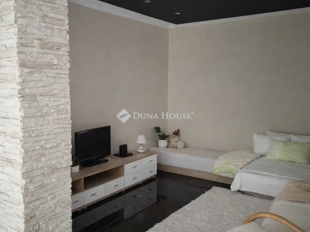 Eladó ház Budapest IV. kerület 204 nm