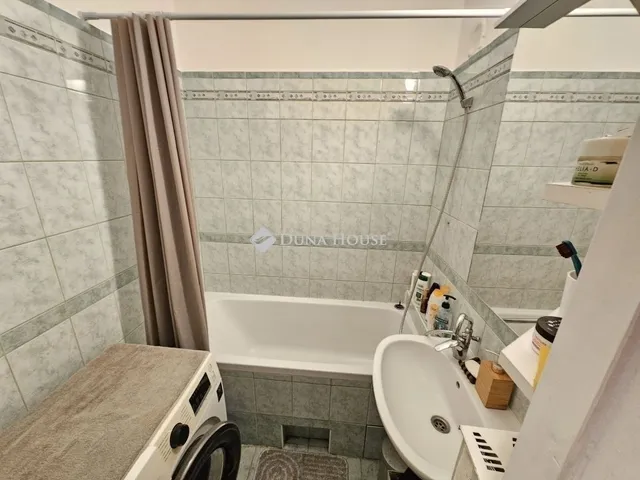 Eladó lakás Budapest III. kerület 50 nm