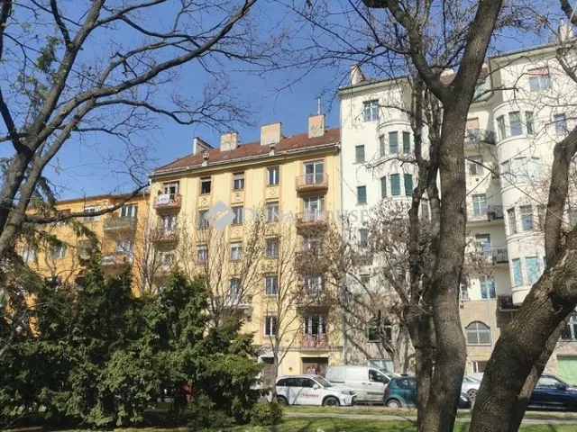 Eladó lakás Budapest I. kerület 113 nm
