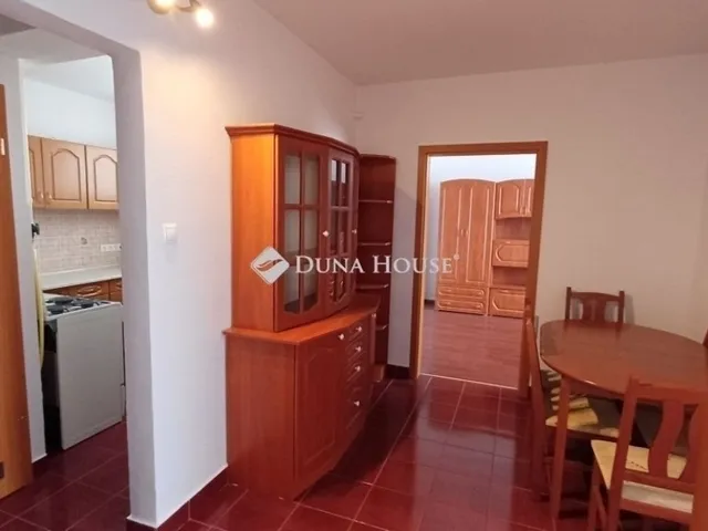 Eladó lakás Budapest IV. kerület 71 nm