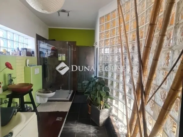 Eladó ház Budapest XV. kerület 148 nm