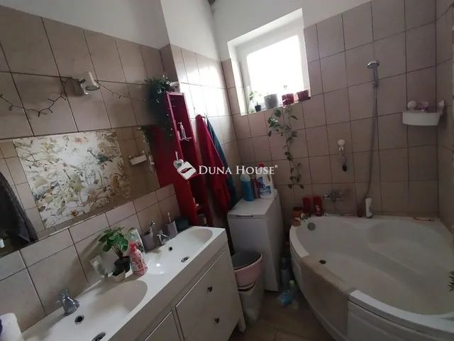 Eladó lakás Budapest IV. kerület, Újpest 86 nm