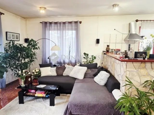 Eladó ház Dunakeszi 564 nm