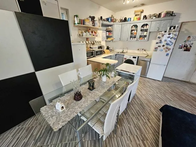 Eladó ház Veresegyház, Tópart 60 nm