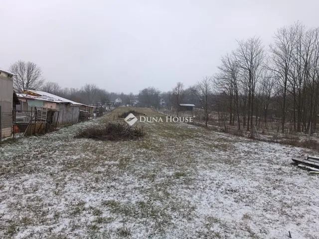 Eladó telek Gödöllő 1877 nm