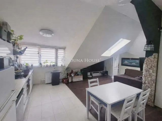 Eladó lakás Dunakeszi 60 nm