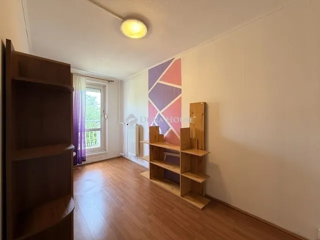 Eladó lakás Budapest IV. kerület 74 nm