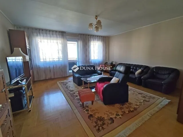 Eladó lakás Budapest III. kerület 67 nm