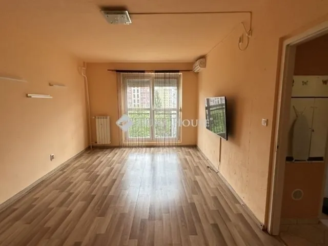 Eladó lakás Budapest III. kerület 57 nm
