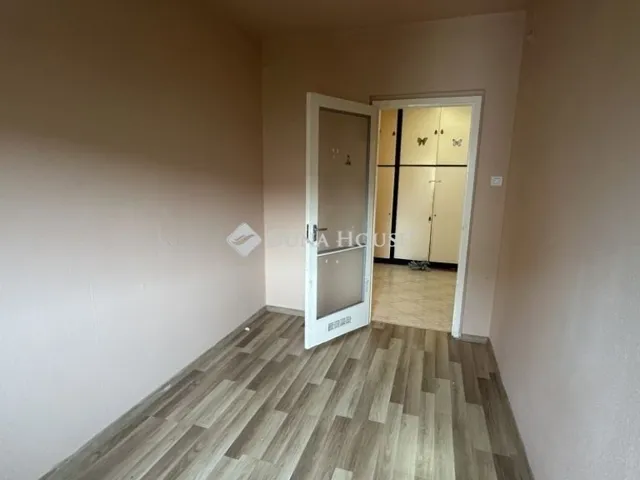 Eladó lakás Budapest III. kerület 57 nm