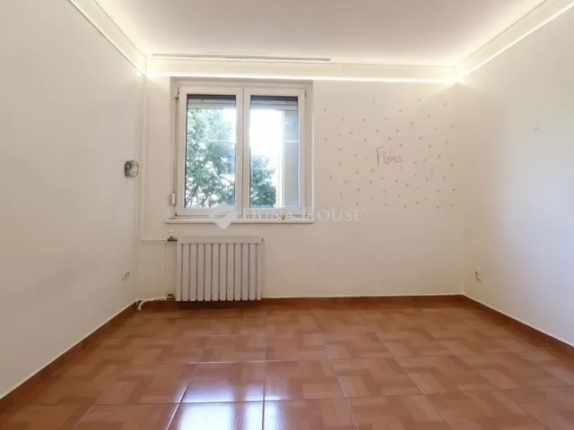 Eladó lakás Budapest III. kerület 51 nm