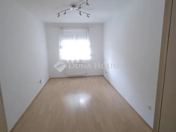 Kiadó lakás Budapest IV. kerület 77 nm