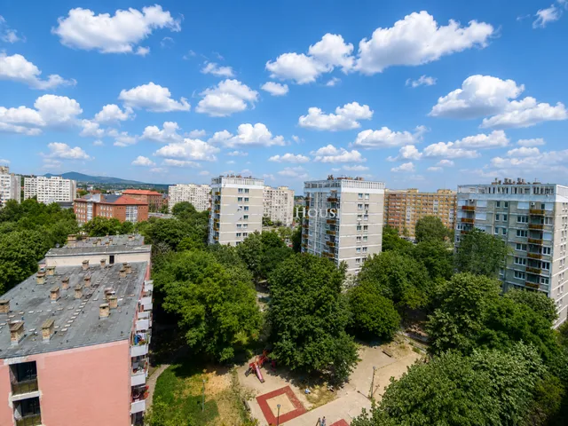 Eladó lakás Budapest III. kerület 61 nm