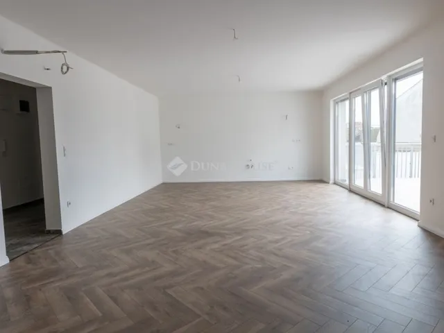Eladó lakás Budapest XV. kerület 131 nm