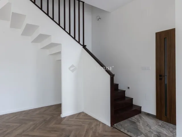 Eladó lakás Budapest XV. kerület 129 nm