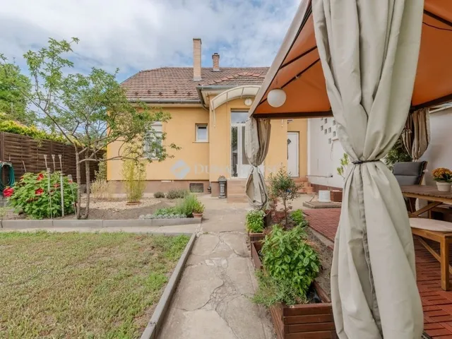 Eladó ház Budapest XV. kerület 97 nm