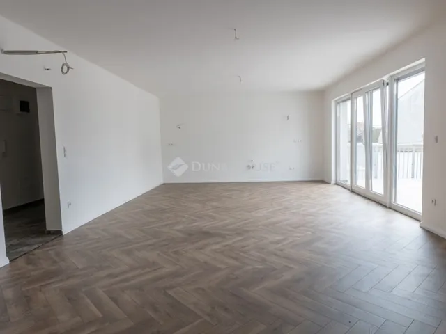 Eladó lakás Budapest XV. kerület 131 nm
