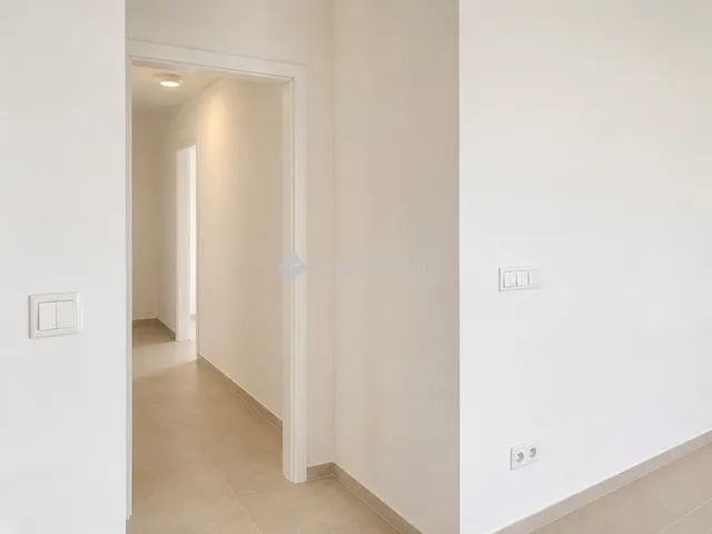Eladó lakás Budapest XV. kerület 310 nm