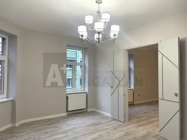 Kiadó lakás Szeged, Belváros 93 nm