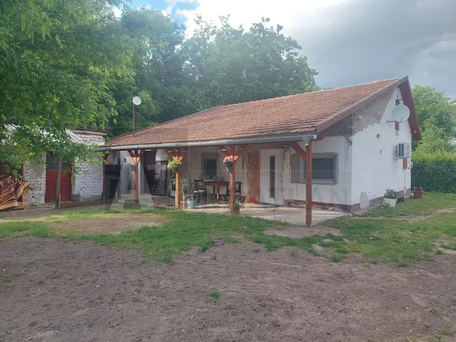 Eladó mezőgazdasági ingatlan Balástya 12836 nm