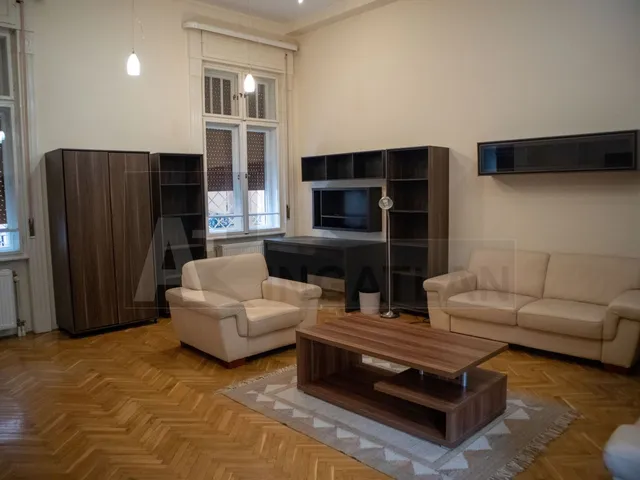 Kiadó lakás Szeged, Belváros 70 nm
