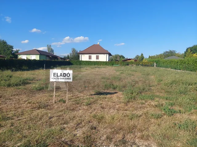 Eladó telek Balatonrendes 1138 nm