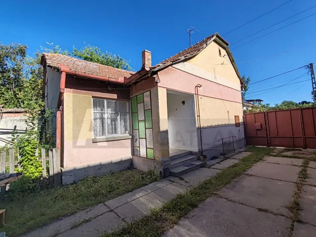 Eladó ház Kistelek 79 nm