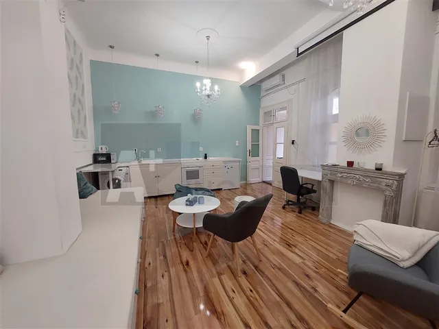 Eladó lakás Szeged, Belváros 99 nm