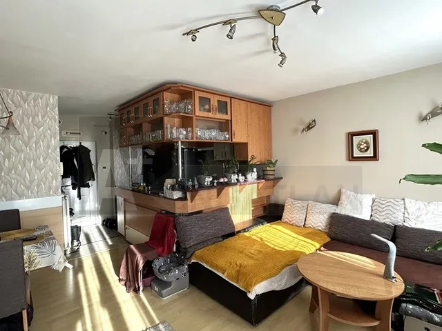 Eladó lakás Szeged, Rókus 74 nm