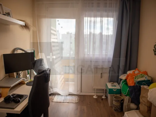 Eladó lakás Szeged, Makkosház 72 nm