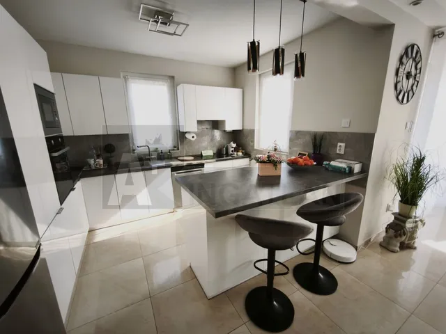 Eladó ház Sándorfalva 105 nm