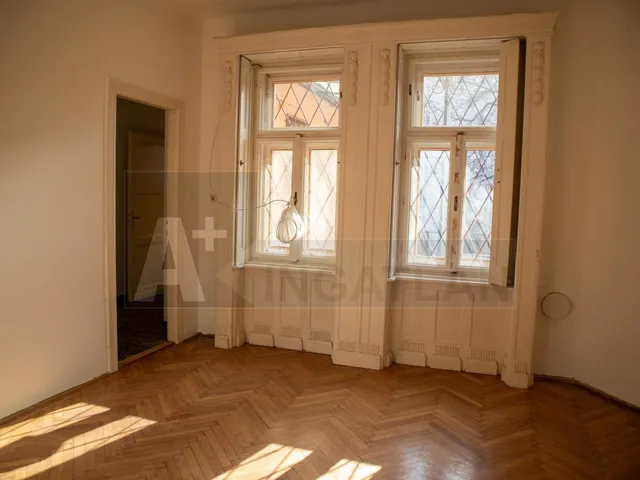 Eladó lakás Szeged, Belváros 92 nm