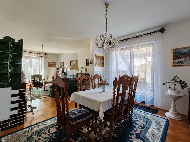 Eladó ház Szeged, Újszeged 195 nm