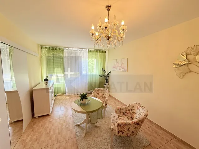 Eladó lakás Szeged, Alsóváros 72 nm