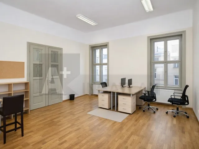 Eladó ház Szeged, Belváros 300 nm