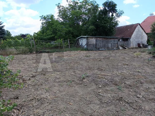 Eladó telek Szeged, Szőreg 486 nm