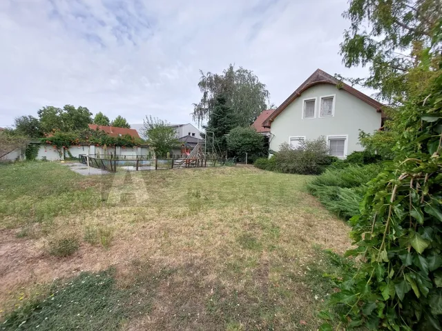 Eladó ház Szeged, Tápé 258 nm