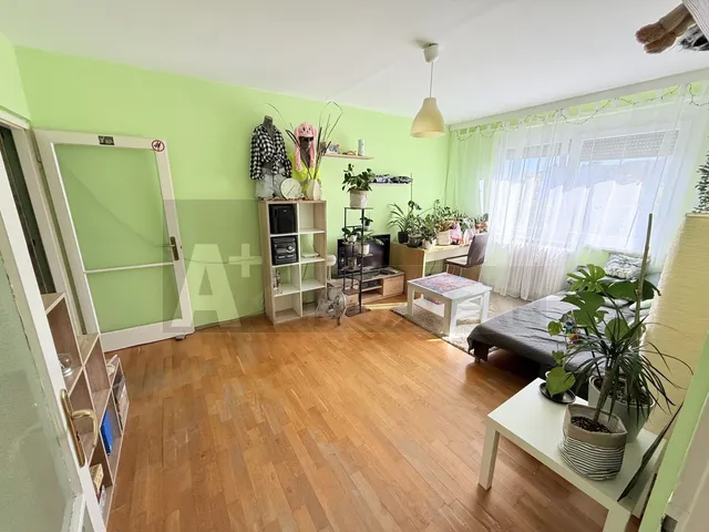 Eladó lakás Szeged, Tarján 72 nm