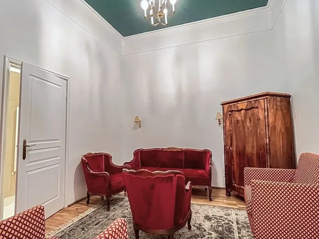 Eladó lakás Budapest VI. kerület, Nagykörúton belüli terület 95 nm