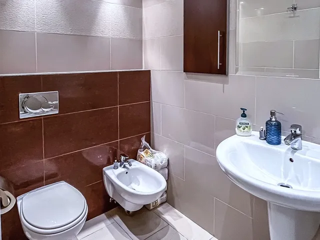 Kiadó lakás Budapest VI. kerület, Nagykörúton belüli terület 98 nm