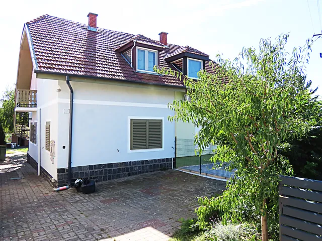 Eladó üdülő és hétvégi ház Vonyarcvashegy 100 nm