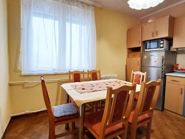 Eladó lakás Zalaegerszeg, Landorhegy 57 nm