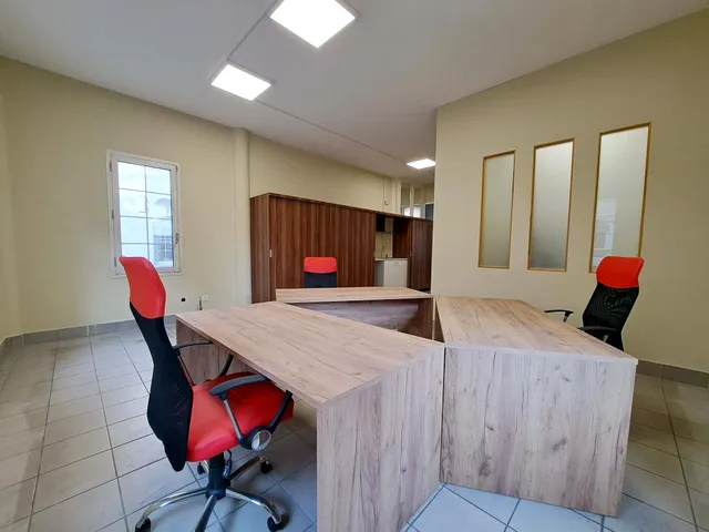 Eladó kereskedelmi és ipari ingatlan Zalaegerszeg, Belváros 53 nm