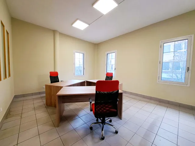 Kiadó kereskedelmi és ipari ingatlan Zalaegerszeg, Belváros 53 nm