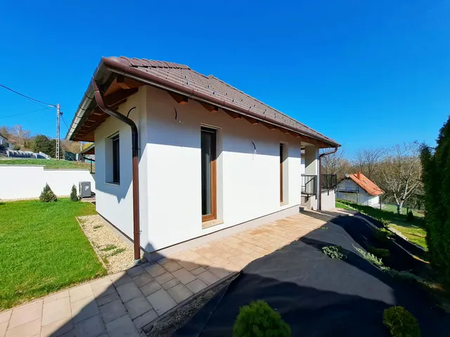 Eladó ház Zalacsány 111 nm