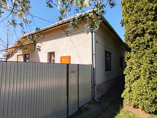 Eladó ház Csanádapáca 80 nm